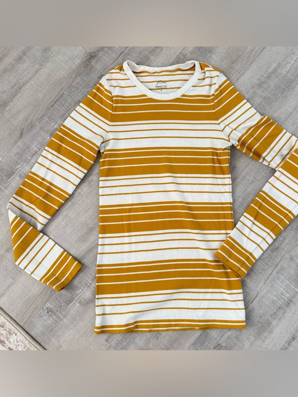 J Crew Perfect Fit Long Sleeve Tee, Striped, Mustard & White. Small.